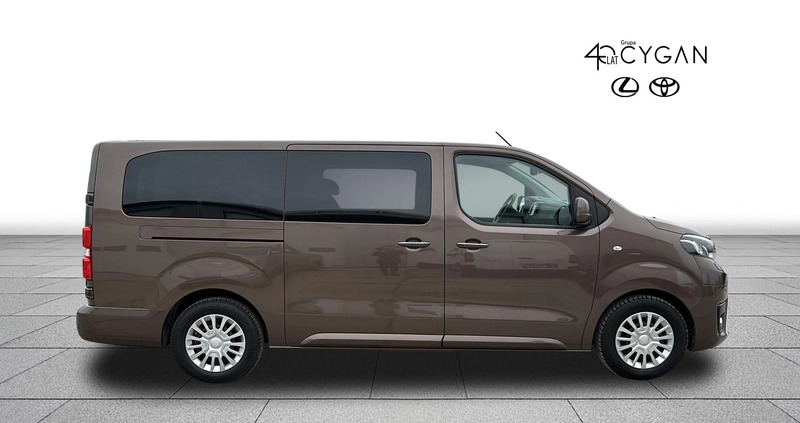 Toyota Proace Verso cena 142900 przebieg: 97502, rok produkcji 2021 z Bodzentyn małe 352